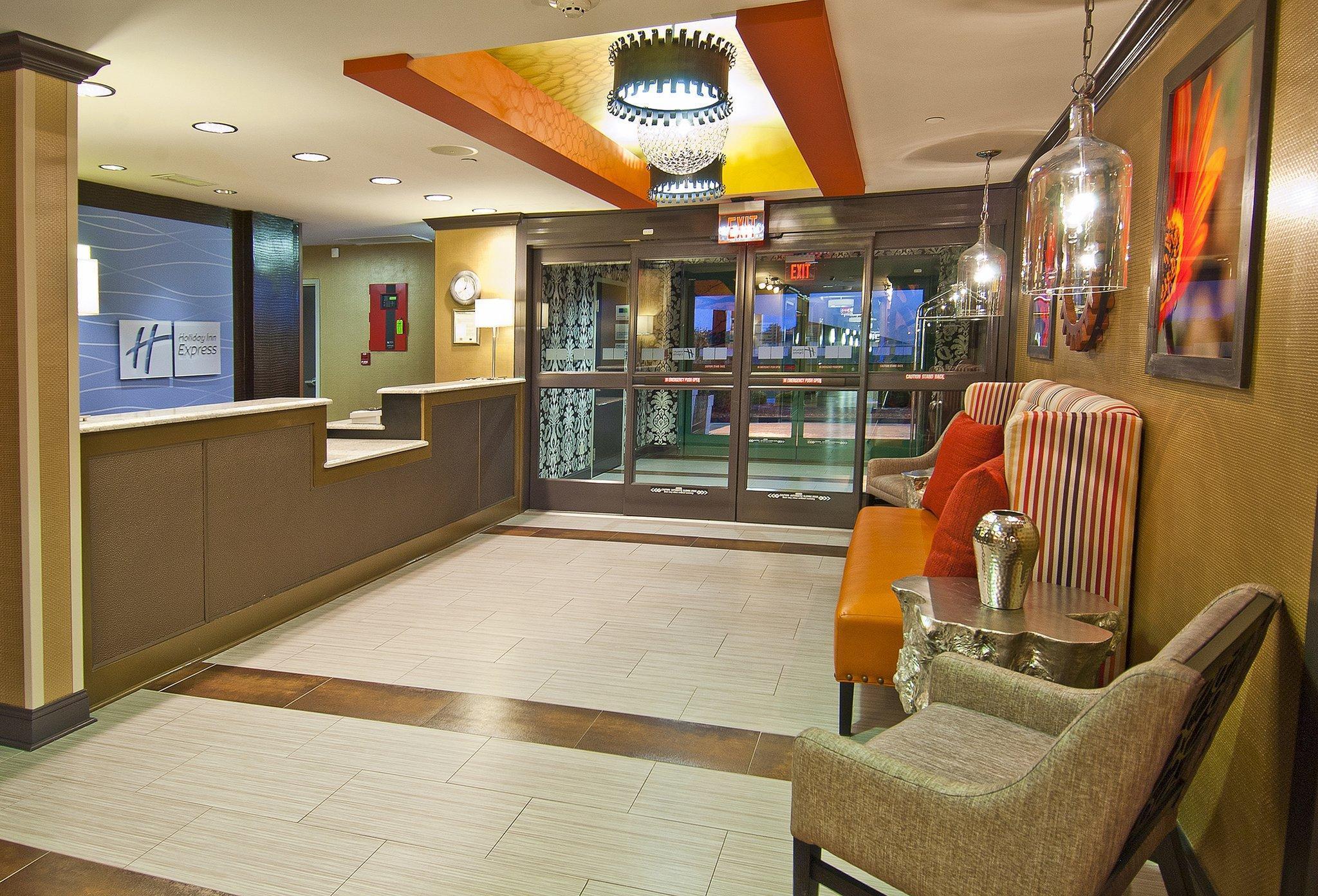 Holiday Inn Express Hotel & Suites Olive Branch By Ihg Exterior photo